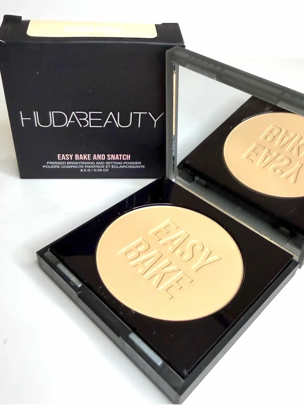 Huda Beauty Easy Bake and Snatch Pressed Powder Banana Bread